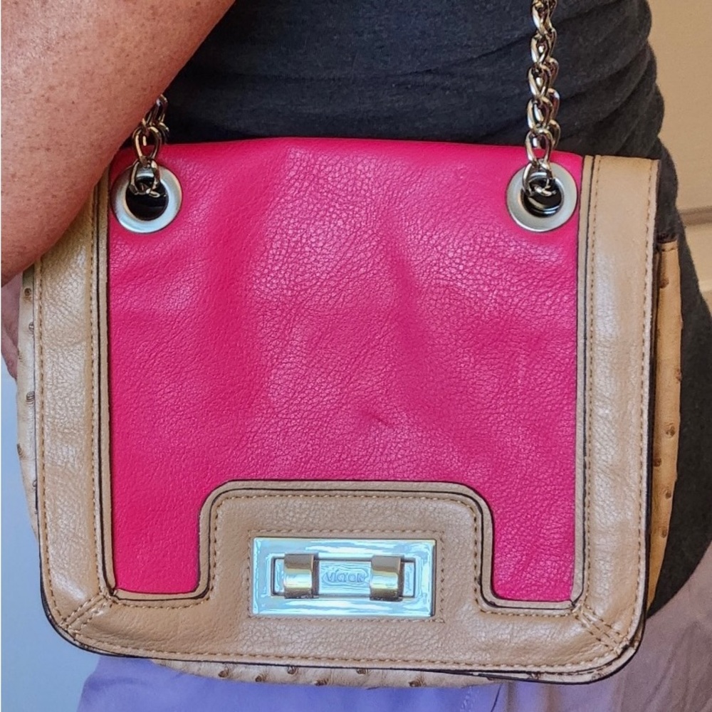 Fabulous Victor Women Shoulder Bag. Simulated Ostrich